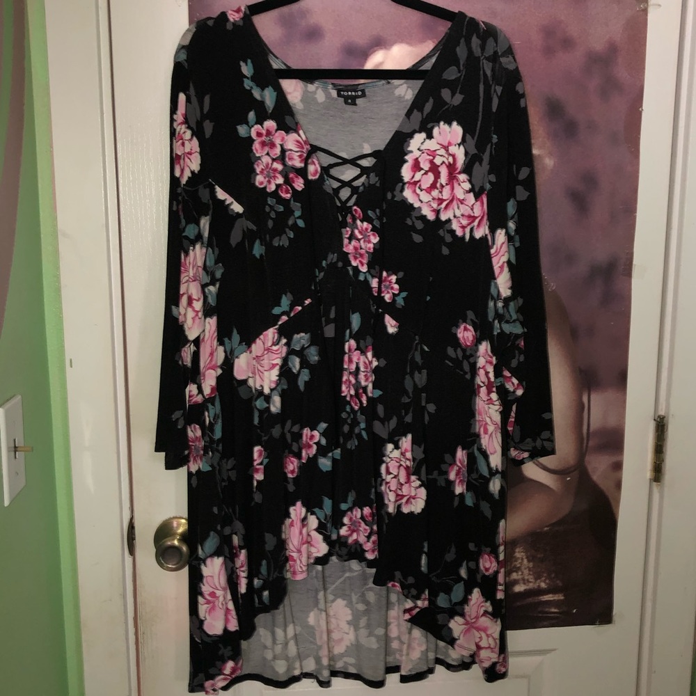 TORRID Floral Lace-up High-Low Babydoll Top